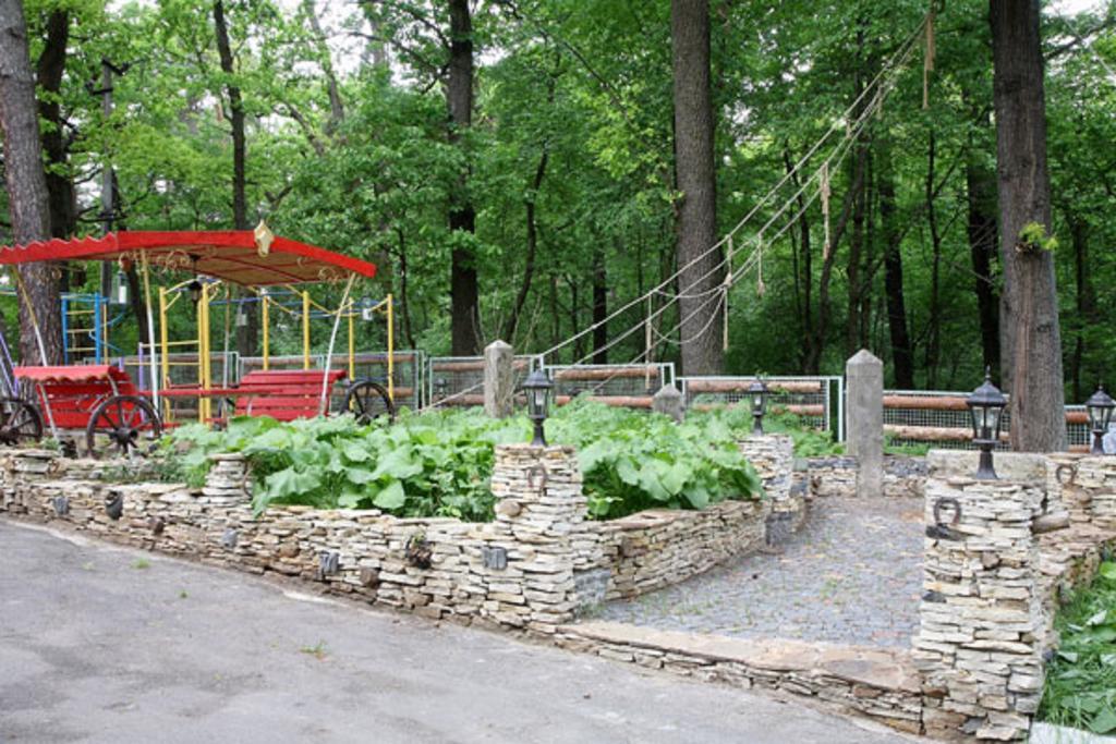 Skazka Hotel Виниця Екстериор снимка