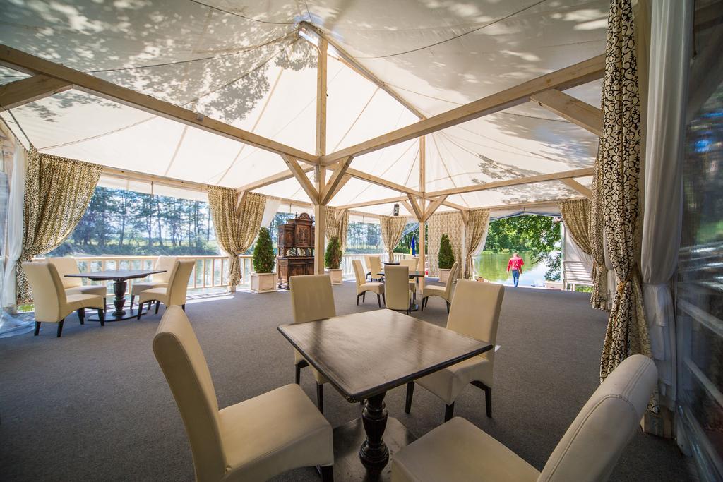 Skazka Hotel Виниця Екстериор снимка