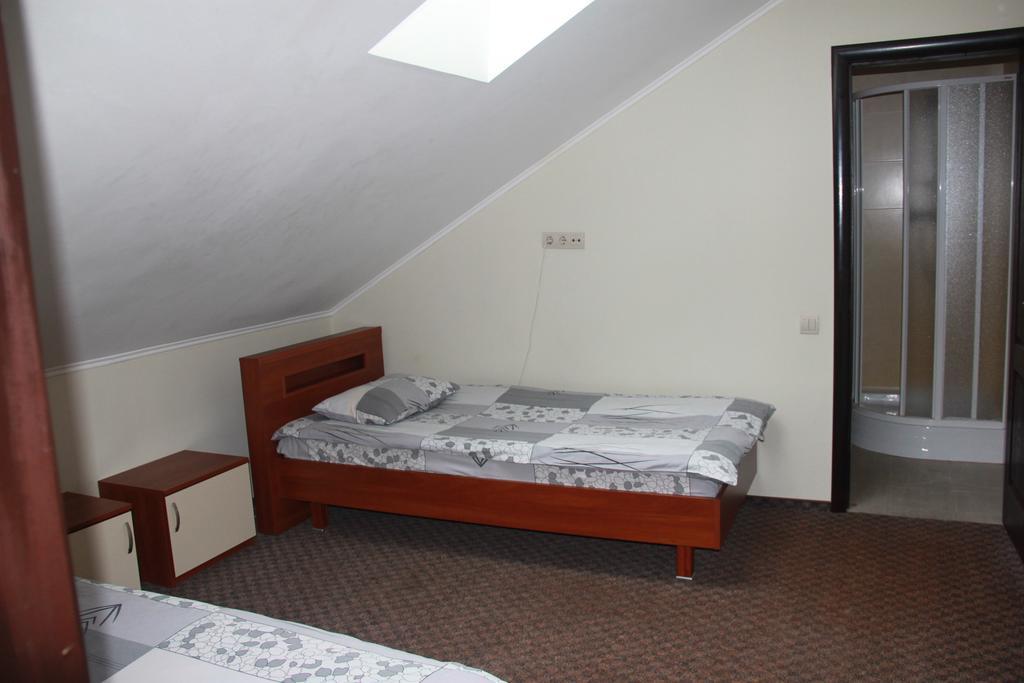 Skazka Hotel Виниця Стая снимка
